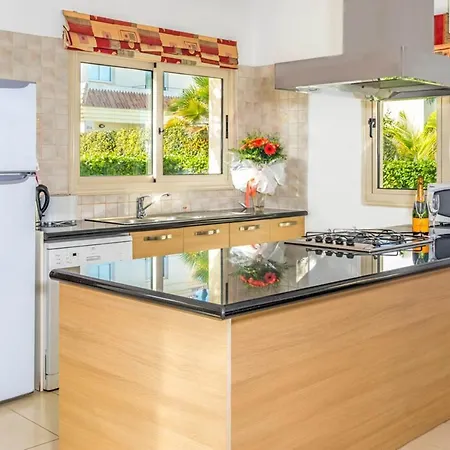 Villa 27 Blue Water Paralimni